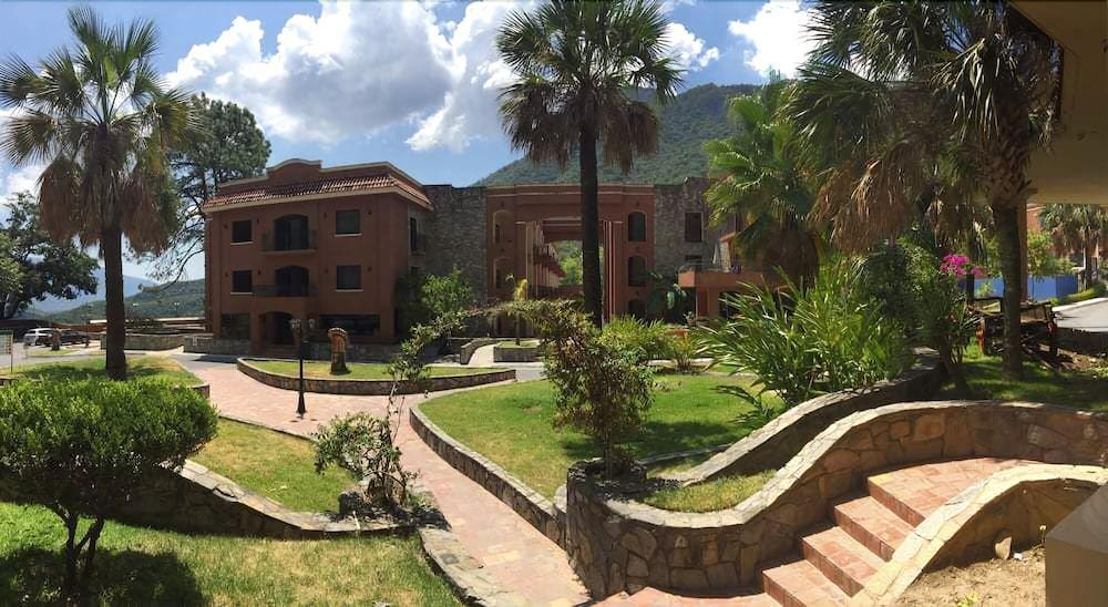 Hotel Hacienda Cola Del Caballo Santiago  Zewnętrze zdjęcie