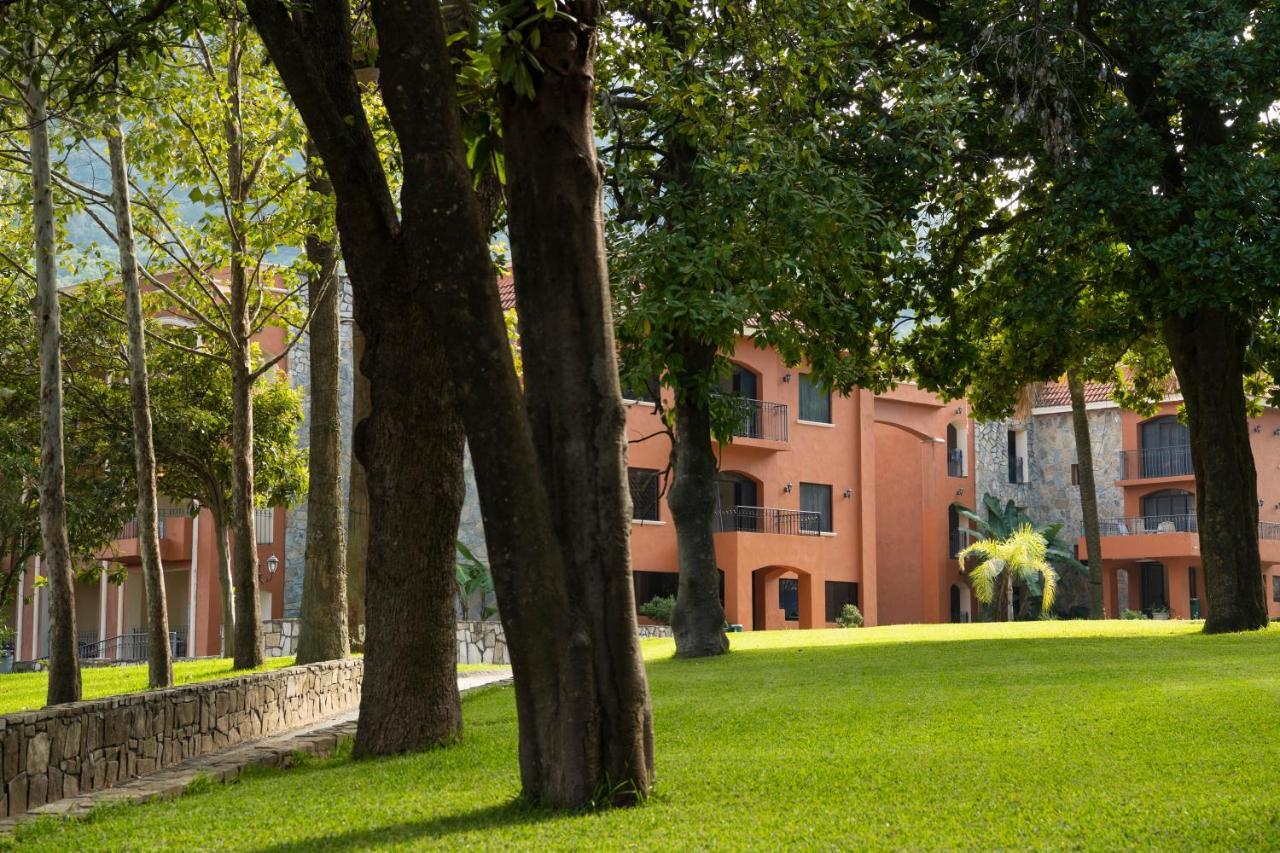 Hotel Hacienda Cola Del Caballo Santiago  Zewnętrze zdjęcie