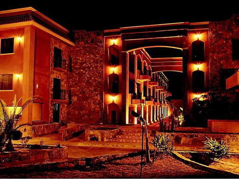 Hotel Hacienda Cola Del Caballo Santiago  Zewnętrze zdjęcie